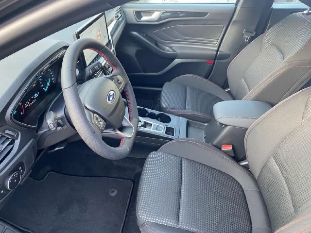 Ford Focus ST Line Wagon