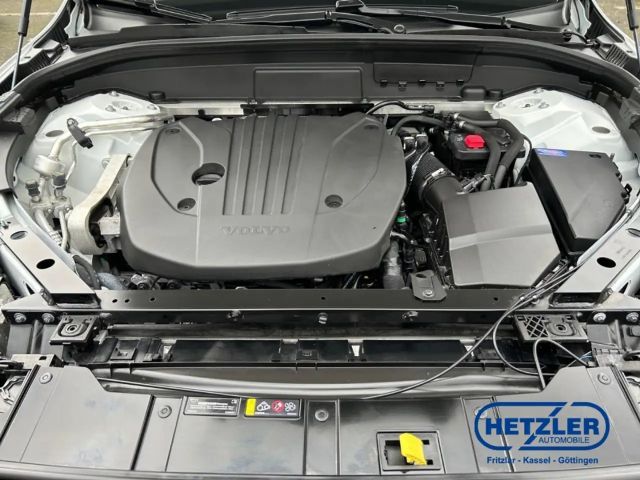 Volvo XC60 AWD Dark Plus