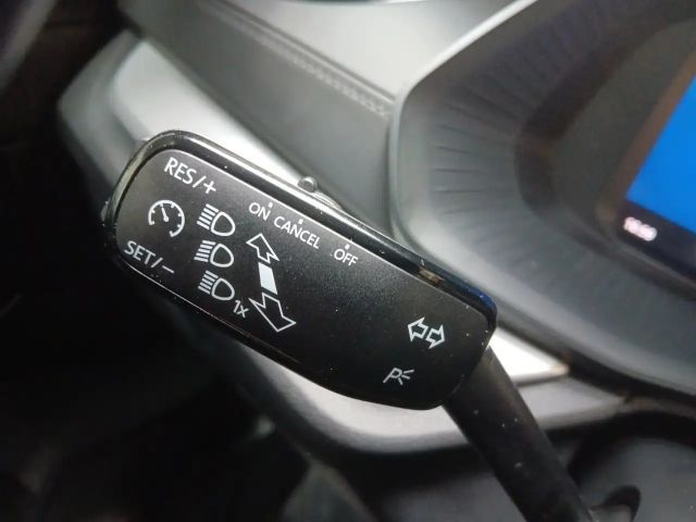 Skoda Octavia Essence TSI