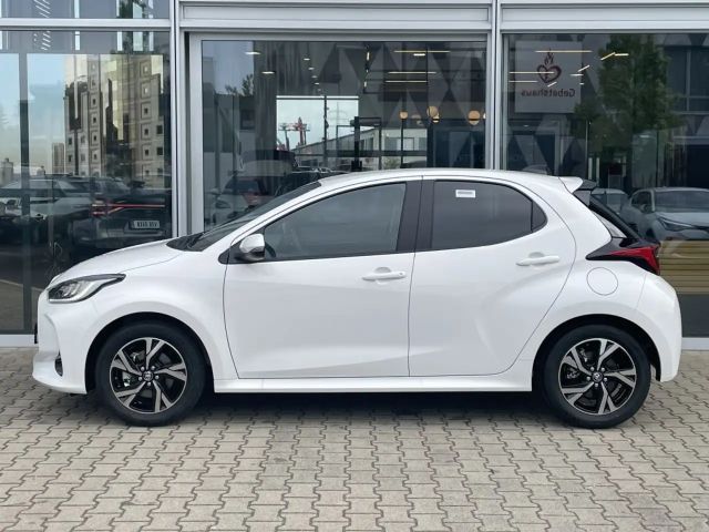 Toyota Yaris Hatchback Hybride VVT-i