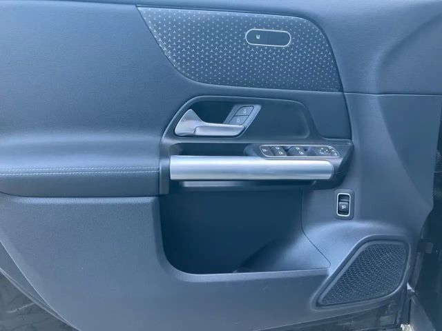 Mercedes-Benz GLA 180 Progressive