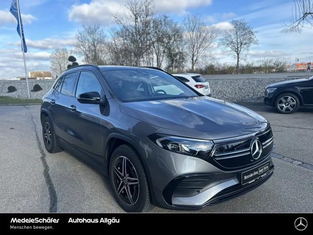 Mercedes-Benz EQA 300 4MATIC AMG Line