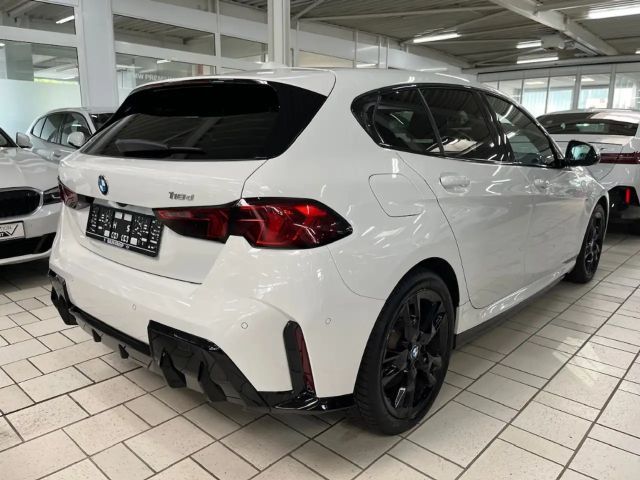 BMW 118 118d M-Sport Sedan