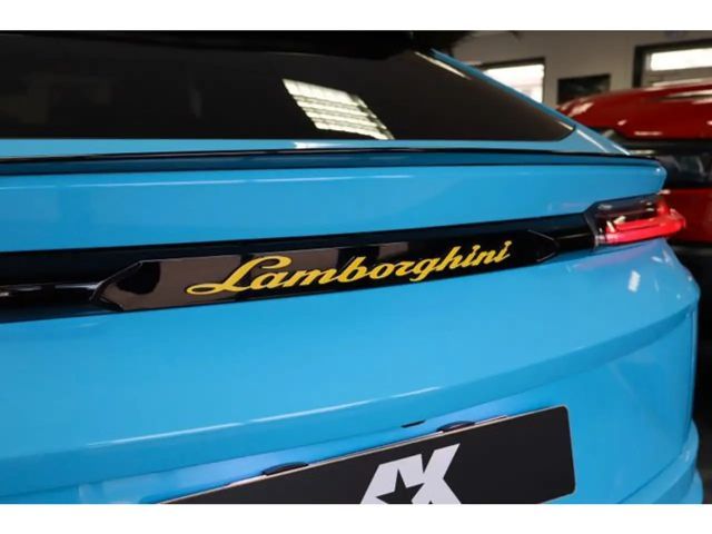Lamborghini Urus Ceramic,Carbon,B&O Sound,Voll,Garantie06/26