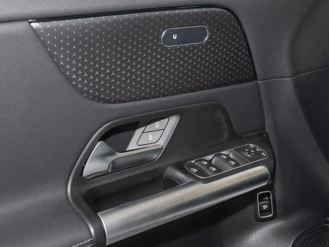 Mercedes-Benz GLA 220 4MATIC