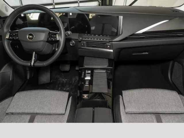 Opel Astra Elegance Hybrid Innovation