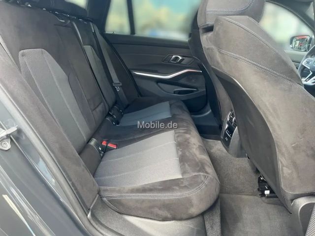 BMW 330 330d M-Sport Touring xDrive