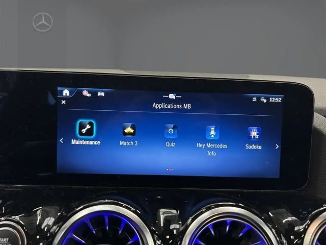 Mercedes-Benz GLA 180 AMG Line