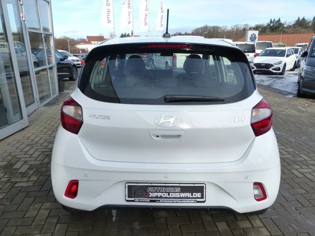 Hyundai i10 1.0 2WD Trend