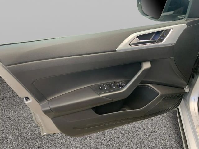 Volkswagen Taigo 1.0 TSI DSG