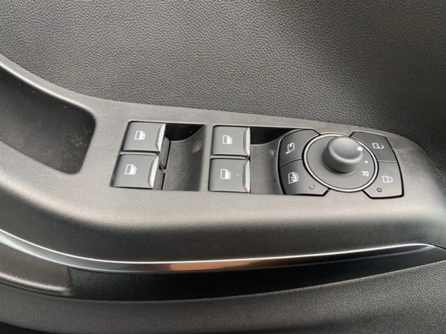 Ford Puma EcoBoost Titanium