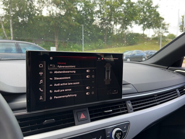 Audi A4 35 TFSI Avant S-Tronic