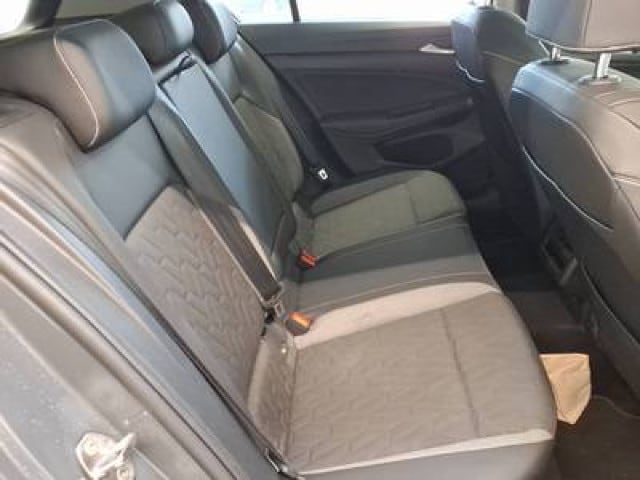 Volkswagen Golf 2.0 TDI DSG Golf VIII