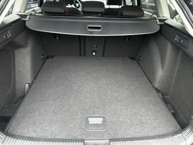 Volkswagen Golf 1.5 eTSI DSG Style Variant