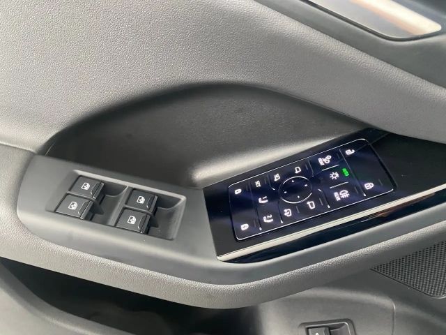 Audi Q6 e-tron Quattro