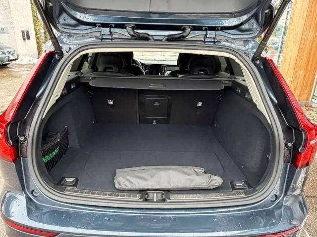 Volvo V60 Dark Ultra