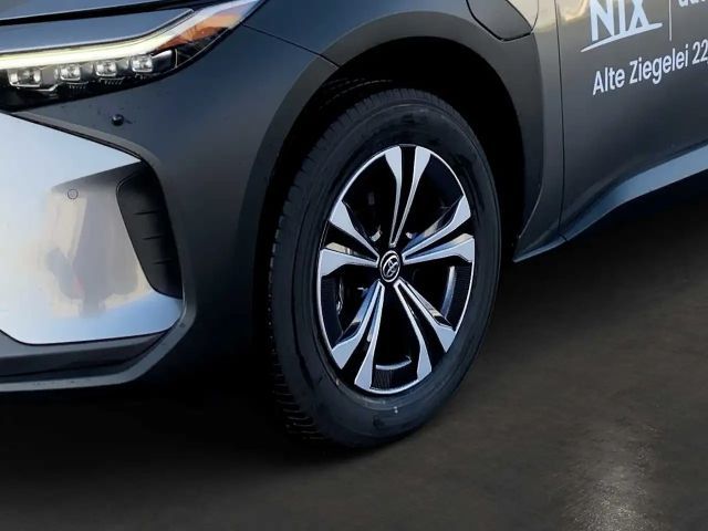 Toyota bZ4X 4x2 Team D