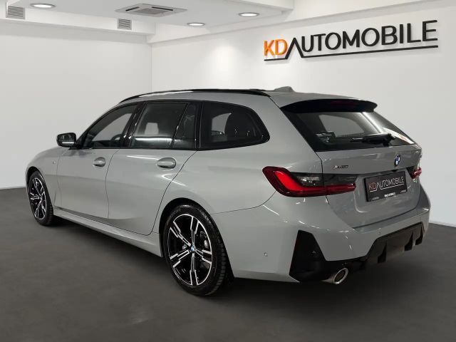 BMW 330 330i Touring xDrive