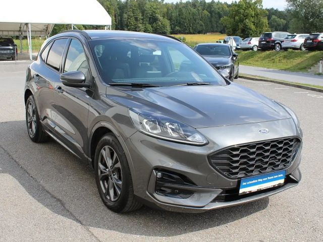 Ford Kuga Hybrid ST Line