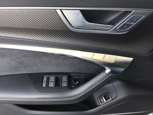 Audi S6 Avant Quattro