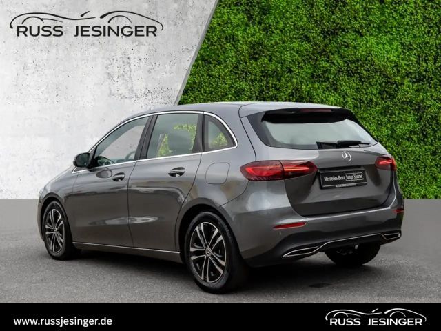 Mercedes-Benz B 180 Progressive Sedan