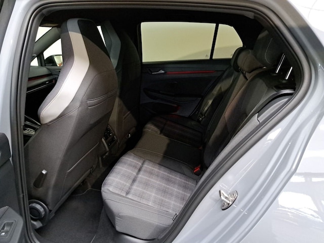 Volkswagen Golf 2.0 TDI DSG GTD Style