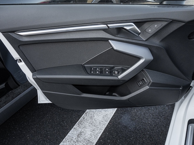 Audi A3 30 TFSI S-Tronic Sedan