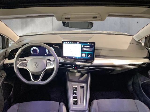 Volkswagen Golf Business DSG Variant