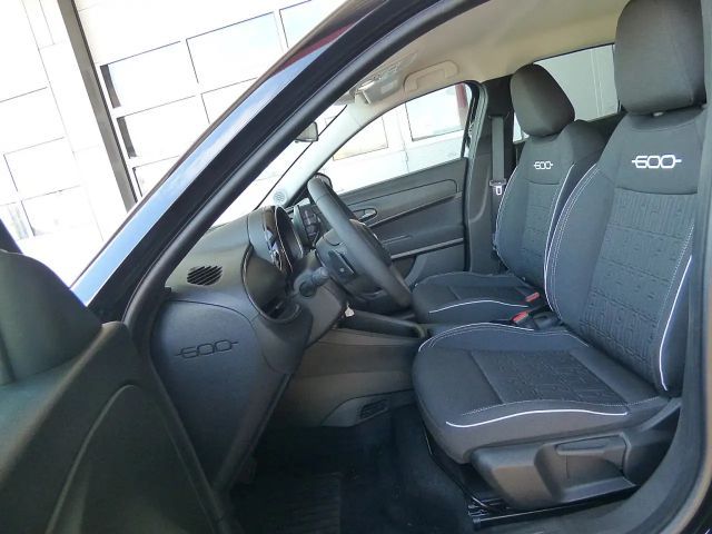 Fiat 600e Hybrid 136 6-Gang eDCT