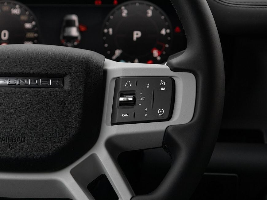 Land Rover Defender 110 Dynamic SE