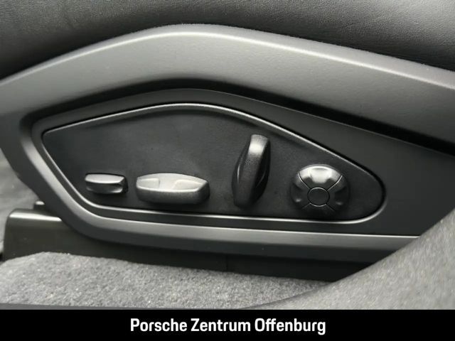 Porsche Taycan 4S Cross Turismo