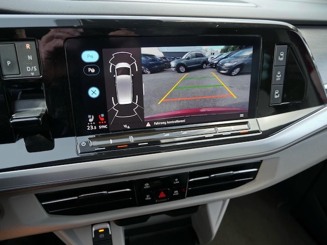 Volkswagen Multivan 2.0 TSI Life T7