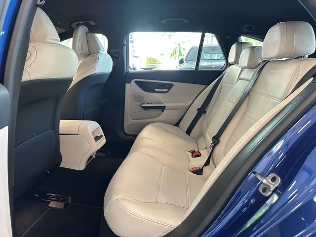 Mercedes-Benz C 200 AVANTGARDE