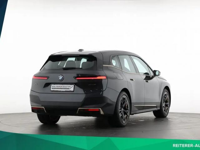 BMW iX xDrive40
