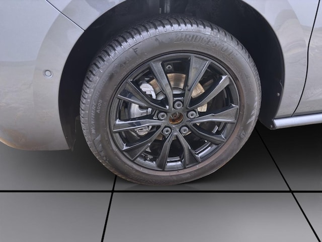 Volkswagen Multivan 2.0 TDI DSG Lang Style T7