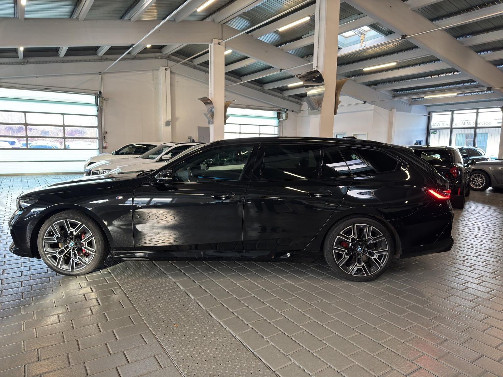 BMW 540 540d M-Sport Touring xDrive