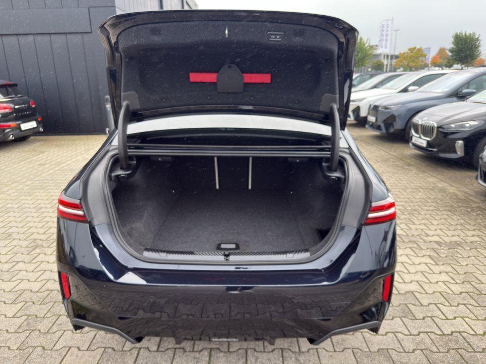 BMW i5 Sedan eDrive40