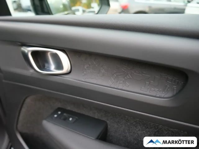 Volvo XC40 AWD Plus Twin Engine