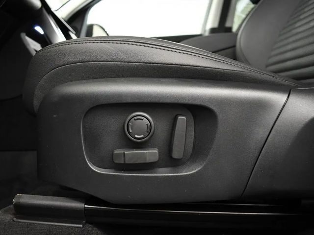 Land Rover Discovery Sport AWD S