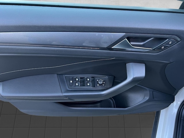 Volkswagen T-Roc 1.5 TSI DSG Style