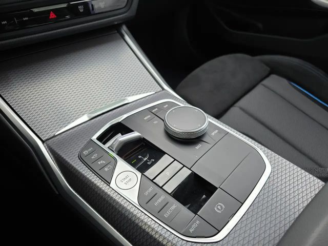 BMW 330 330e M-Sport Touring