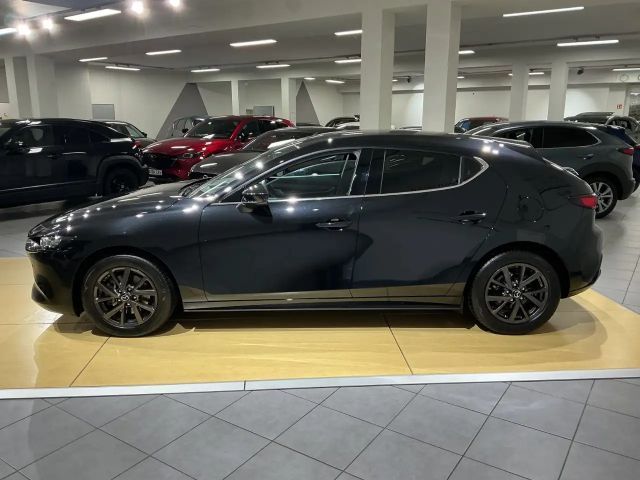 Mazda 3 Lim. 5-trg. Nagisa Automatik Winterräder
