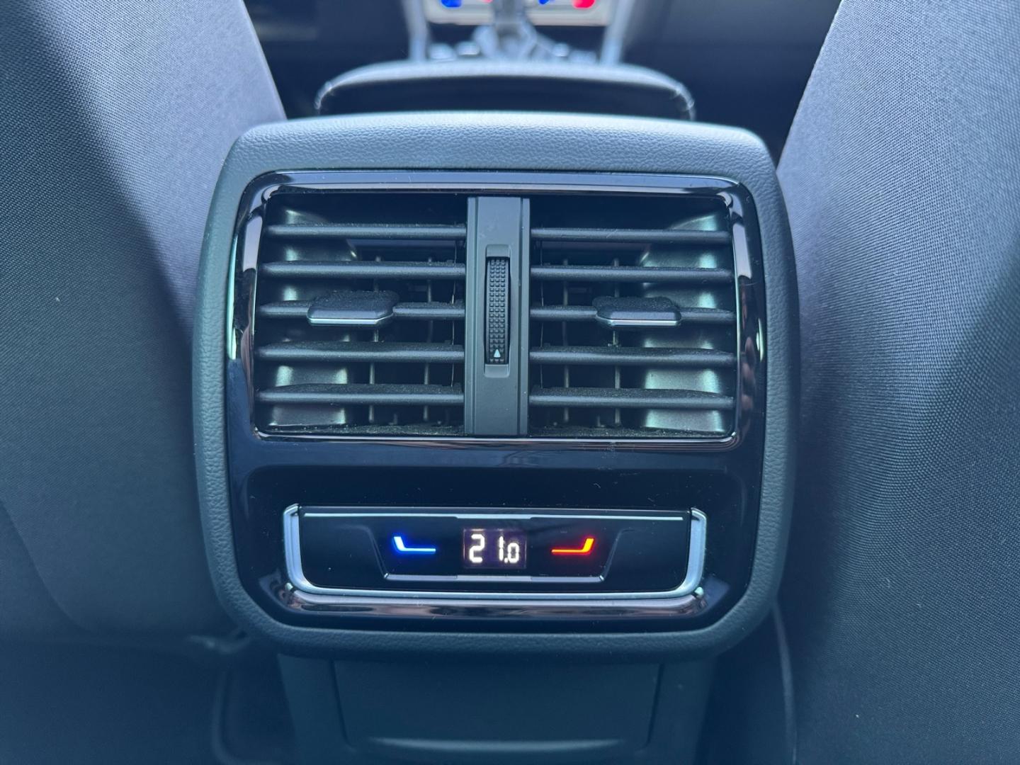 Volkswagen Passat 2.0 TDI Business DSG Variant