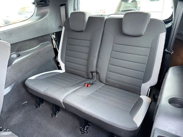 Dacia Lodgy 7 zitter Stepway