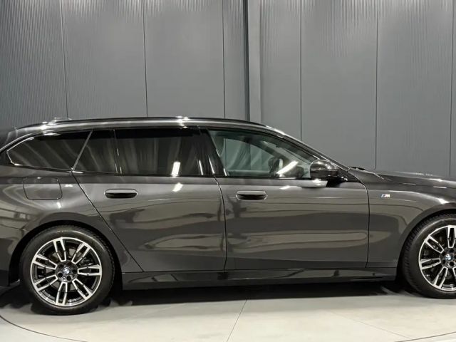 BMW 520 520d M-Sport Touring