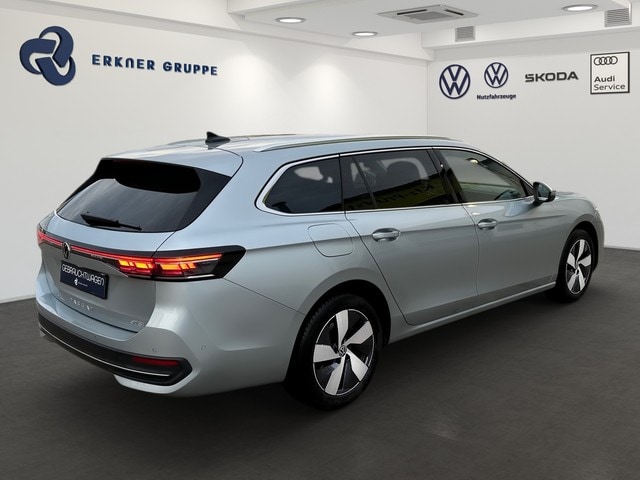 Volkswagen Passat 1.5 eTSI Business DSG Variant