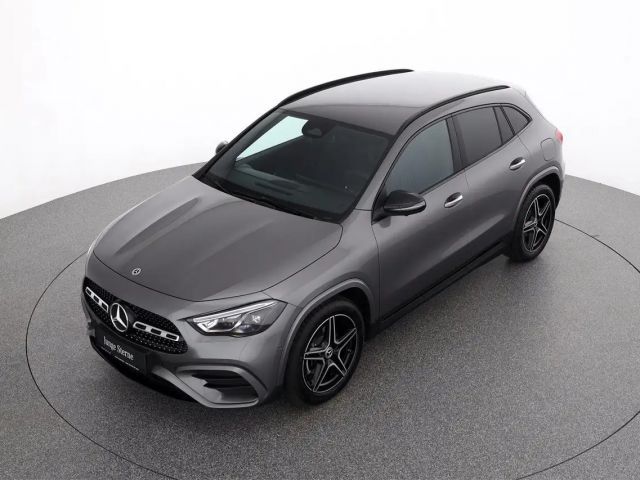 Mercedes-Benz GLA 200 4MATIC AMG Line GLA 200 d
