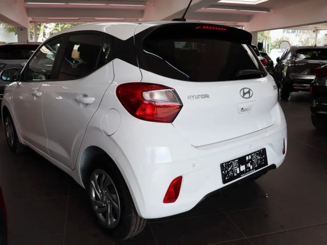 Hyundai i10 1.0