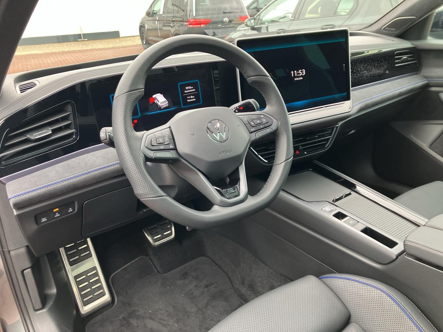 Volkswagen Passat DSG R-Line eHybrid