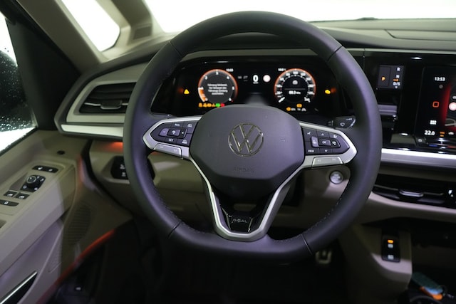 Volkswagen Multivan 2.0 TDI DSG Life T7